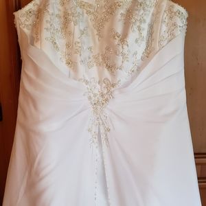 Wedding gown